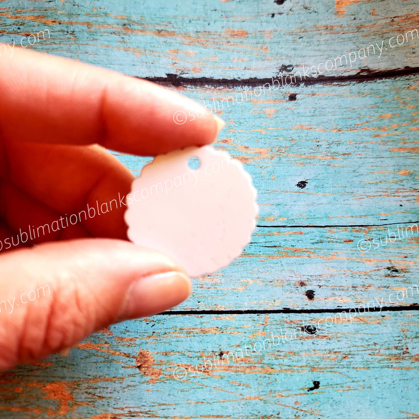 2-Sided Round Scalloped Pet ID Sublimation/Laserable Blank with ring